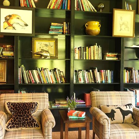 The Hare & Hounds Hotel Тетбері Екстер'єр фото