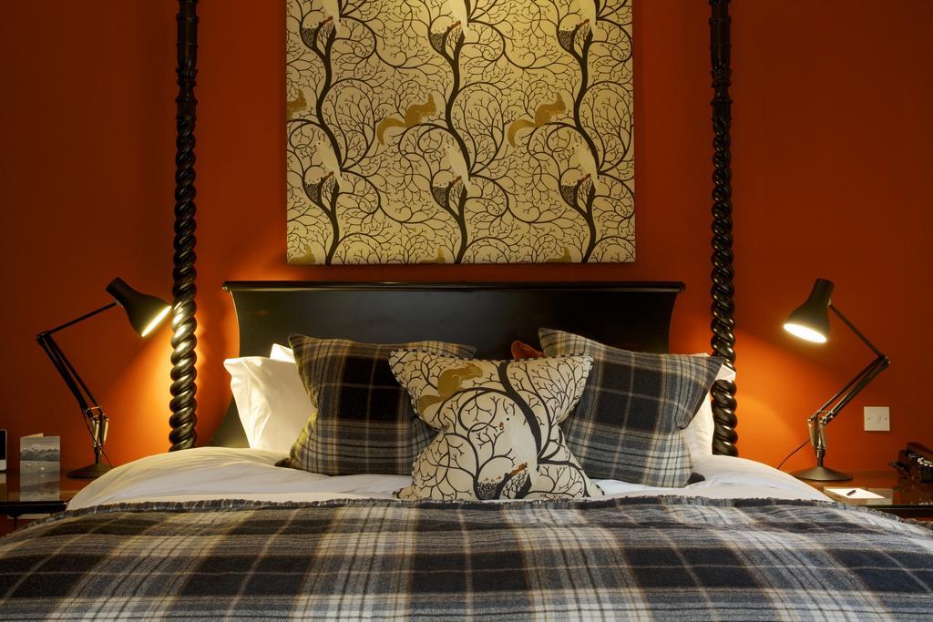 The Hare & Hounds Hotel Тетбері Екстер'єр фото