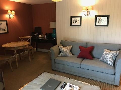 The Hare & Hounds Hotel Тетбері Екстер'єр фото