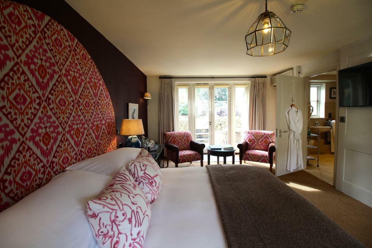 The Hare & Hounds Hotel Тетбері Екстер'єр фото